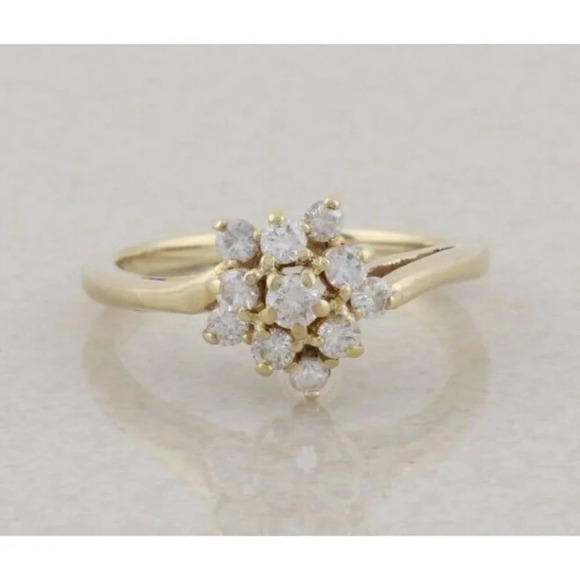 14k Yellow Gold Diamond Cluster Flower Ring Size 6 1/2 - Picture 1 of 8